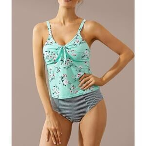 Beachsissi Blue Floral‎ Knit Front Padded Swim Tankini Top LARGE NWT Swimwear